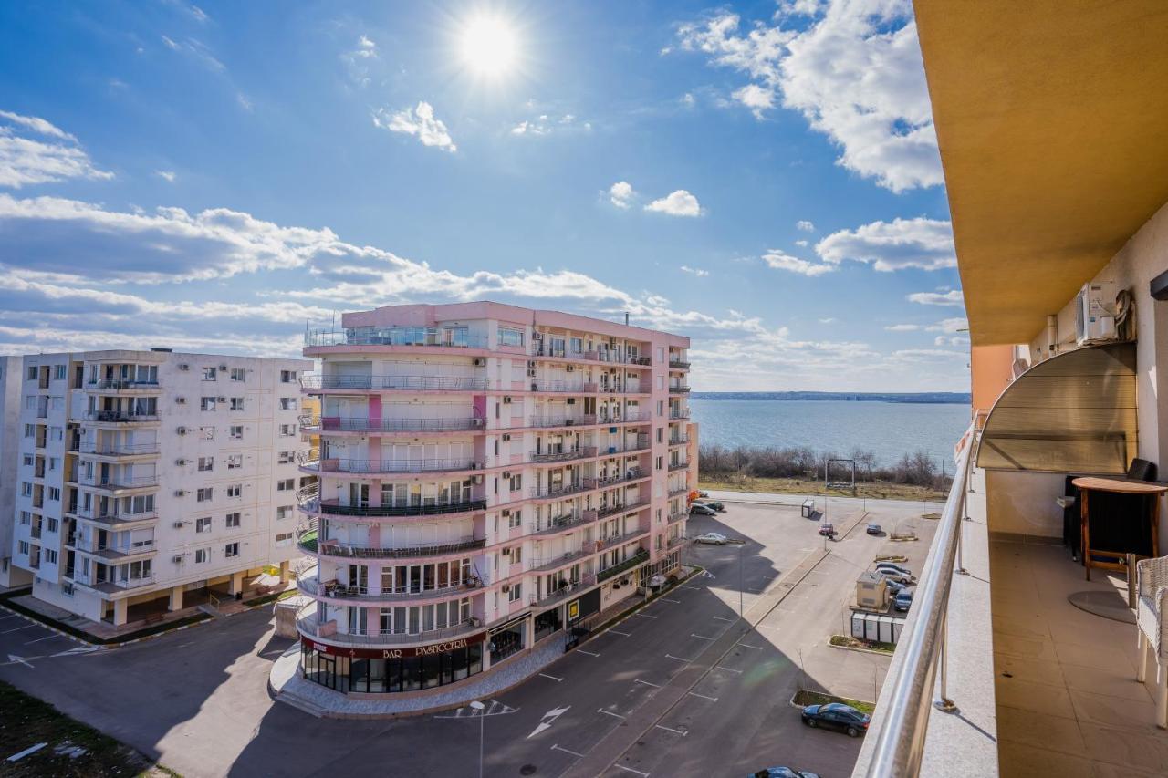 Summerland Sea-View Luxury Apartment مامايا المظهر الخارجي الصورة