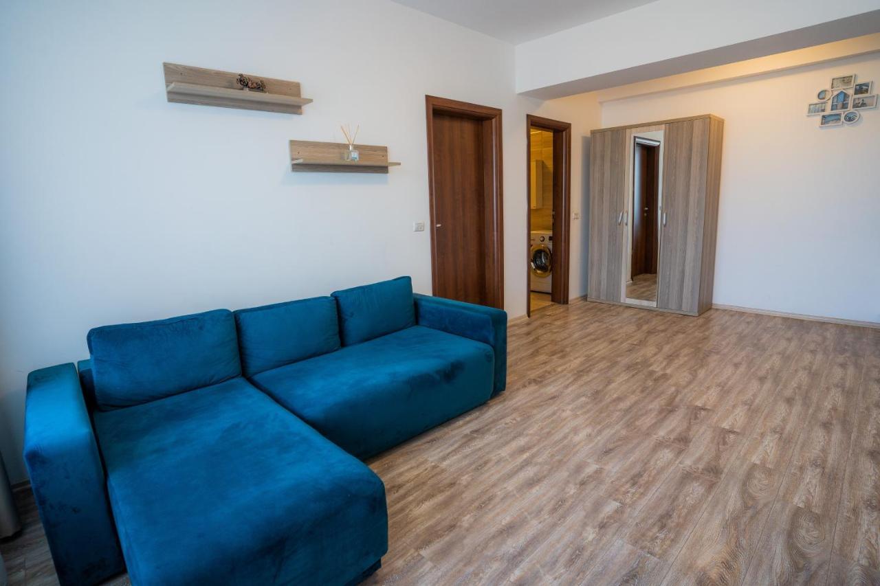 Summerland Sea-View Luxury Apartment مامايا المظهر الخارجي الصورة