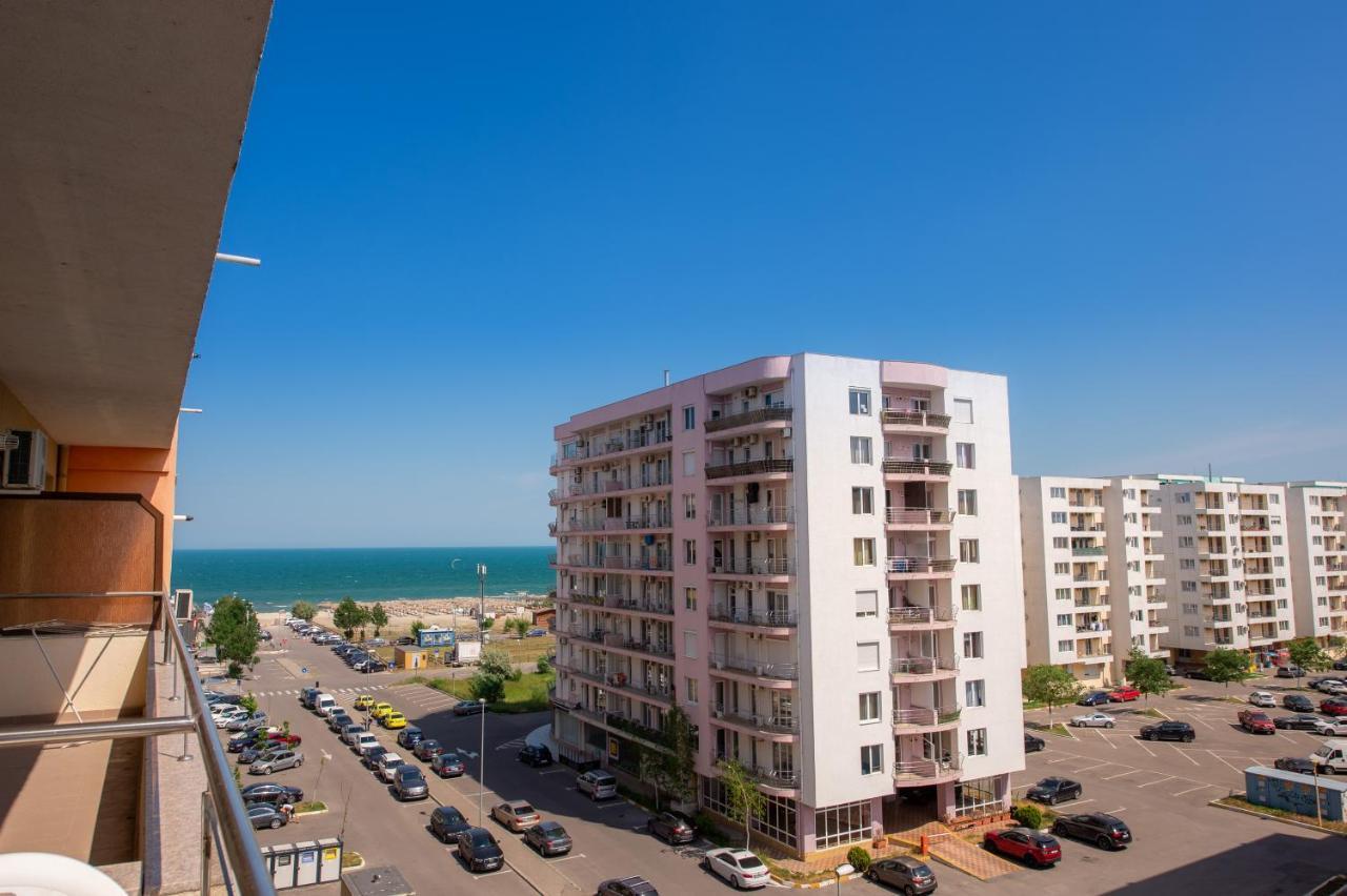 Summerland Sea-View Luxury Apartment مامايا المظهر الخارجي الصورة