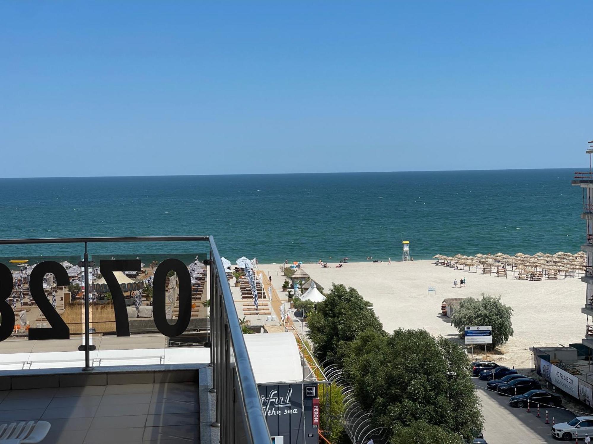 Summerland Sea-View Luxury Apartment مامايا المظهر الخارجي الصورة