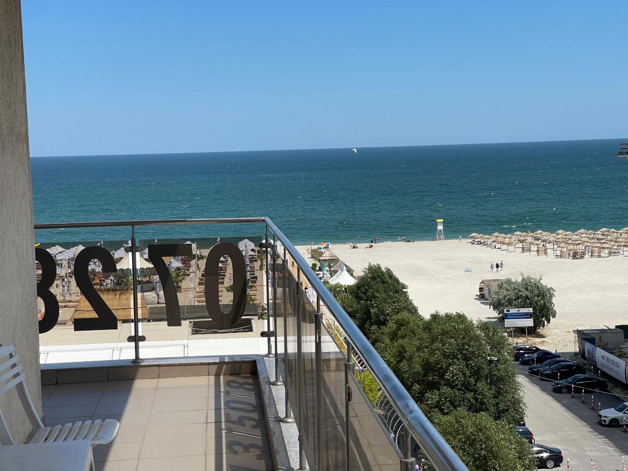 Summerland Sea-View Luxury Apartment مامايا المظهر الخارجي الصورة