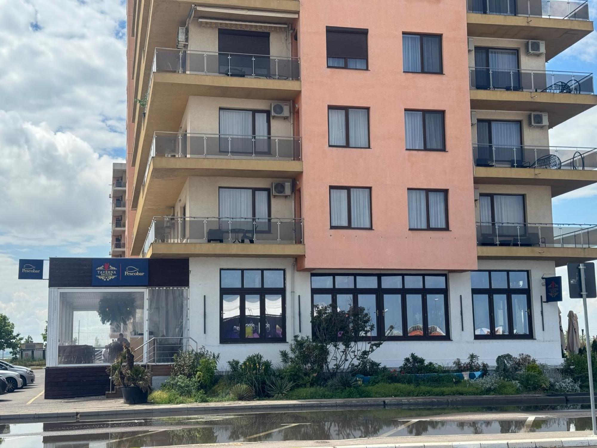 Summerland Sea-View Luxury Apartment مامايا المظهر الخارجي الصورة
